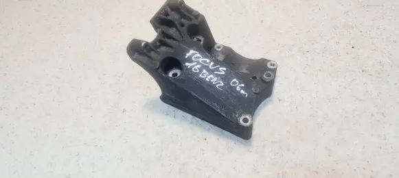 Ford Focus A/C compressor mount bracket 4M5Q19D624CC