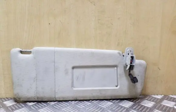 Volkswagen Touran I Sun visor 6Q0857552