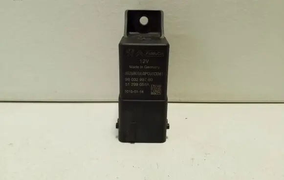 Glow plug pre-heat relay
