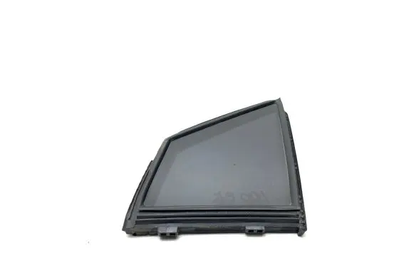 Toyota Prius (XW50) Front triangle window/glass 6821647010