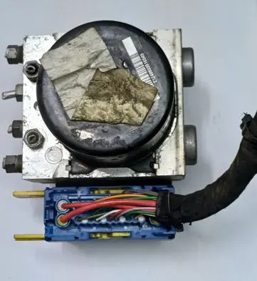 Renault Megane III ABS Pump 476601563R 28561056403