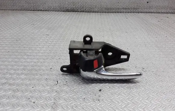 Toyota Avensis Verso Rear door interior handle