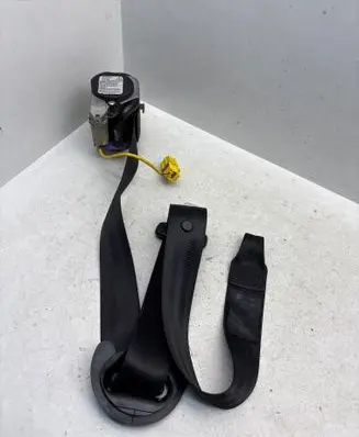 Volkswagen Golf V Front seatbelt 1K3857706 602426300 60213500