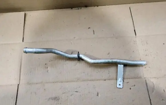 Land Rover Range Rover Velar Engine coolant pipe/hose