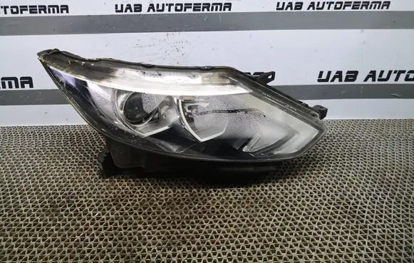 Nissan Qashqai Headlight/headlamp 260104EA2A