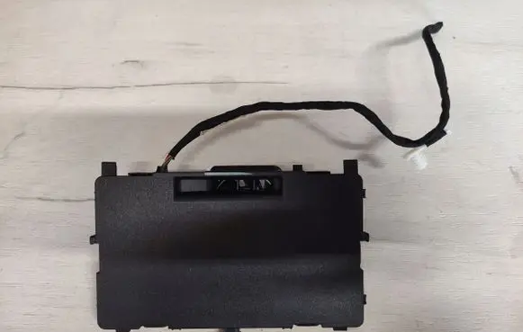 BMW 5 E39 Tailgate/trunk/boot open switch 5A56DD3