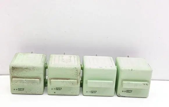 BMW 5 E39 Other relay 8373700