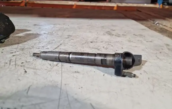 Audi A5 8T 8F Fuel injector 059130277BE