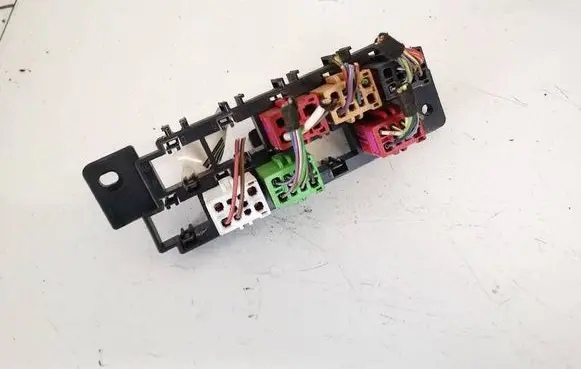 Volkswagen Transporter - Caravelle T5 Fuse box set 7e0937403