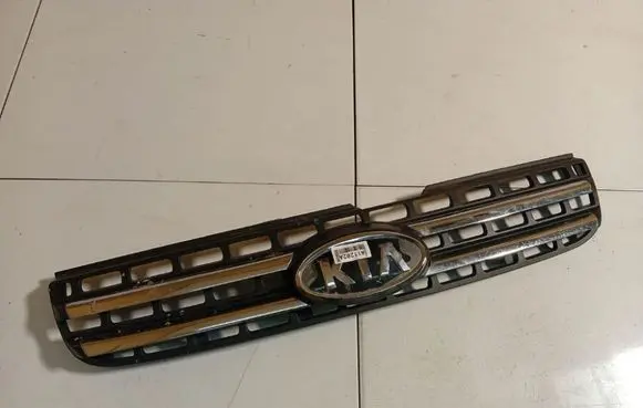 KIA Sportage Front grill 863501F030