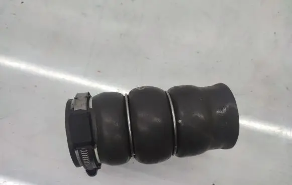 Citroen Berlingo Intercooler hose/pipe 9685598580