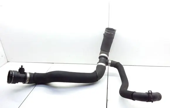 Audi A6 S6 C6 4F Engine coolant pipe/hose