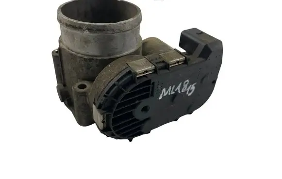 Audi A4 S4 B5 8D Throttle valve 06B133062B