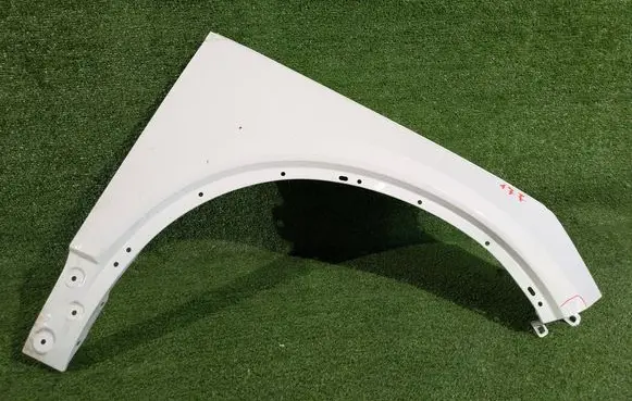 Volvo XC40 Fender 