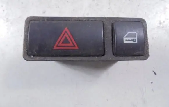 BMW X3 E83 Hazard light switch 8368920