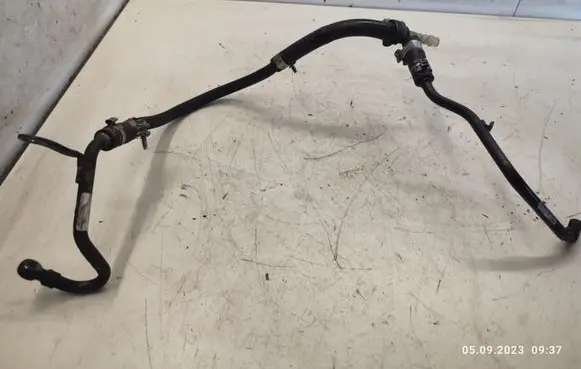 Volkswagen Touareg I Oil cooling pipe 