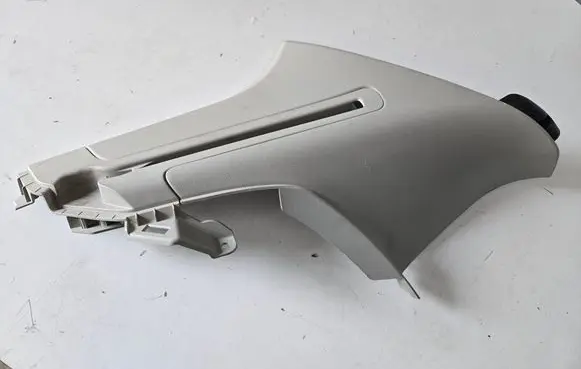 Volvo XC90 (B) pillar trim (top) 31425703