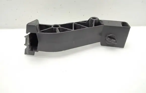 Mercedes-Benz Vito Viano W447 Front bumper mounting bracket A4478850218