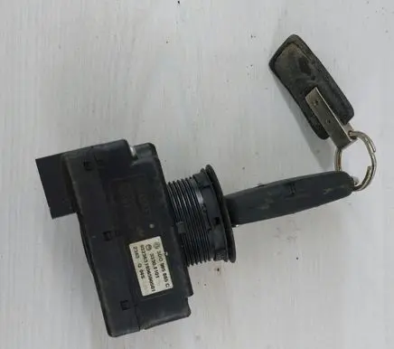 Volkswagen Touareg I Ignition lock 3D0905865C