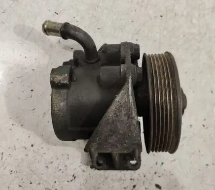 Renault Laguna I Power steering pump 7700830788