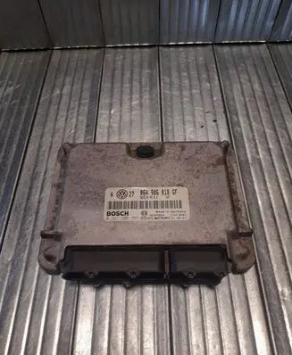 Audi A4 S4 B6 8E 8H Engine control unit/module 06A906018GF 0261206757
