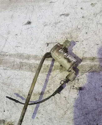 Infiniti Q45 III Windscreen/windshield washer pump