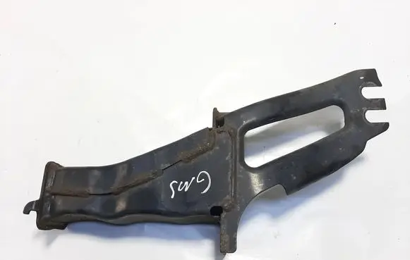 Volvo XC60 Radiator support slam panel bracket 