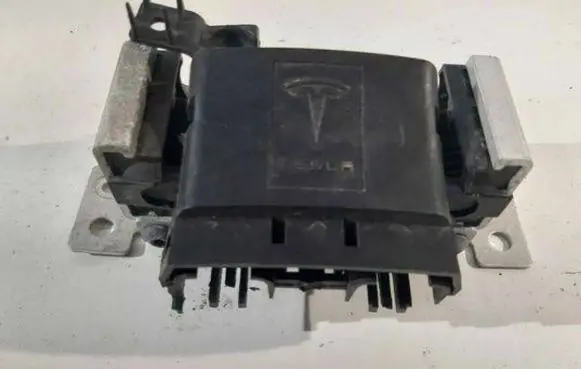 Tesla Model X Other engine bay part 100331100C