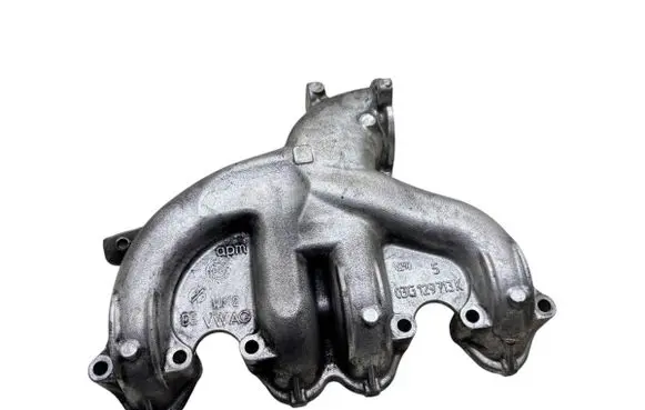 Volkswagen Golf V Intake manifold 03G129713K