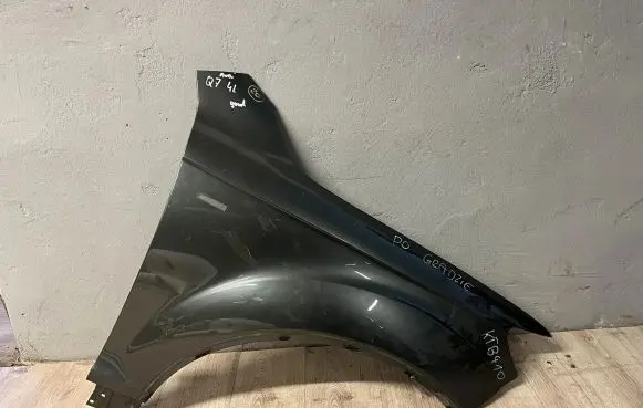 Audi Q7 4L Fender