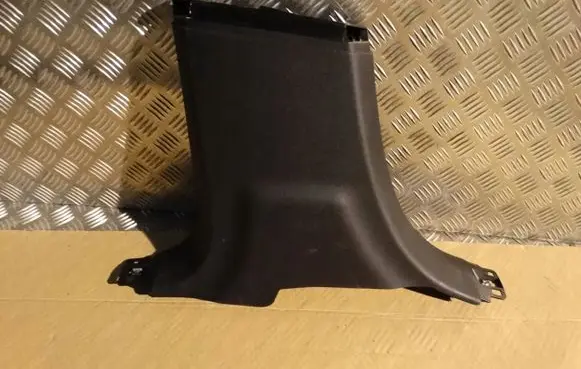 Mercedes-Benz GLE W167 Other sill/pillar trim element A1676901901