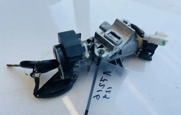 Mitsubishi Colt Ignition lock slm5 sl-m5