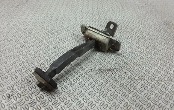 KIA Sorento Rear door check strap stopper