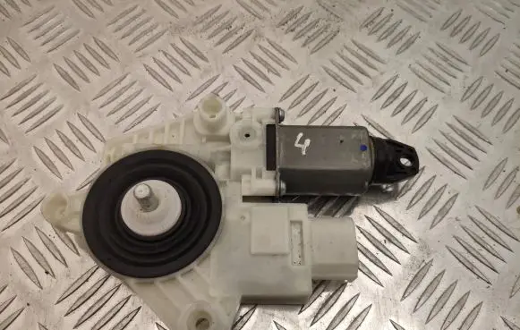 BMW 7 G11 G12 Front door window regulator motor 7455082
