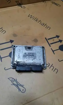 Volkswagen Golf V Engine control unit/module 038906012M 0281001979