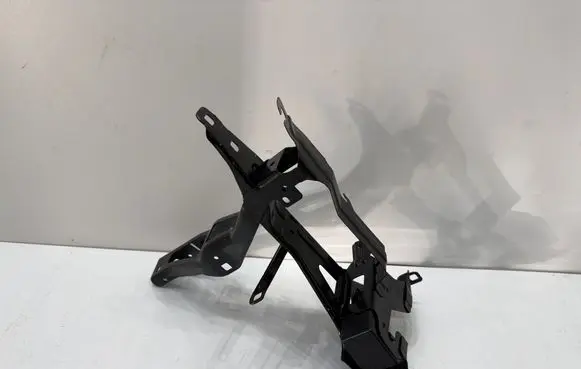 BMW X3 G01 Headlight/headlamp mounting bracket 7400113