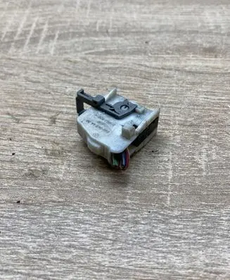Mercedes-Benz E W210 Plug wire 0005454430