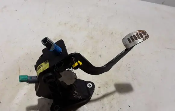 Clutch pedal