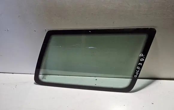 Volkswagen Golf III Rear side window 43R001057