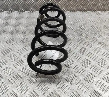 Volvo XC40 Rear coil spring 31658707