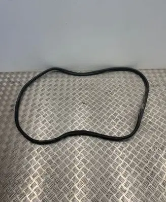 BMW 2 Active Tourer U06 Front door rubber seal 8496229