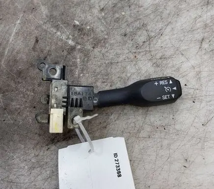 Toyota Corolla Verso AR10 Cruise control switch 18A174