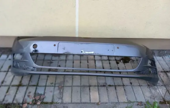 Volkswagen Golf VII Front bumper 5G0807221
