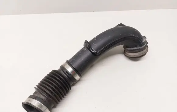Dacia Sandero III Turbo air intake inlet pipe/hose 165766PB0B