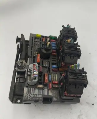 Citroen C4 Grand Picasso BSM Control unit 9667044880