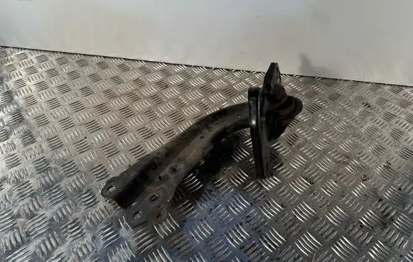 Lexus UX Rear upper control arm/wishbone
