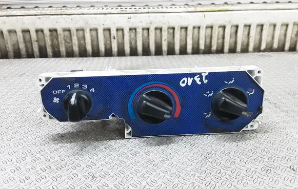 Honda HR-V Climate control unit
