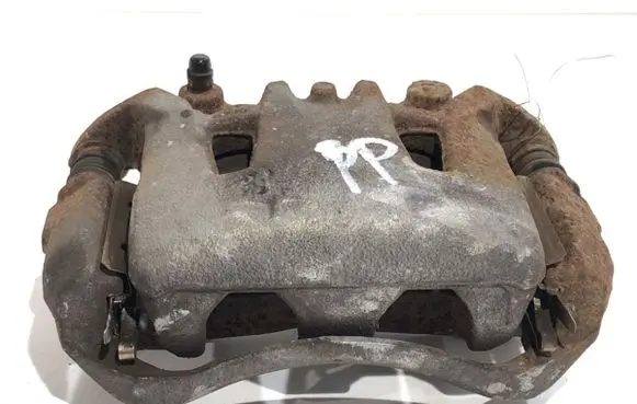 Nissan Leaf I (ZE0) Front brake caliper