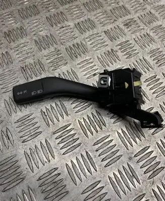 Volkswagen Golf V Indicator stalk 1K0953513