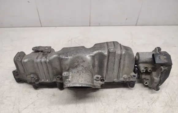 Audi A4 S4 B8 8K Intake manifold 03L129711 03L129086
